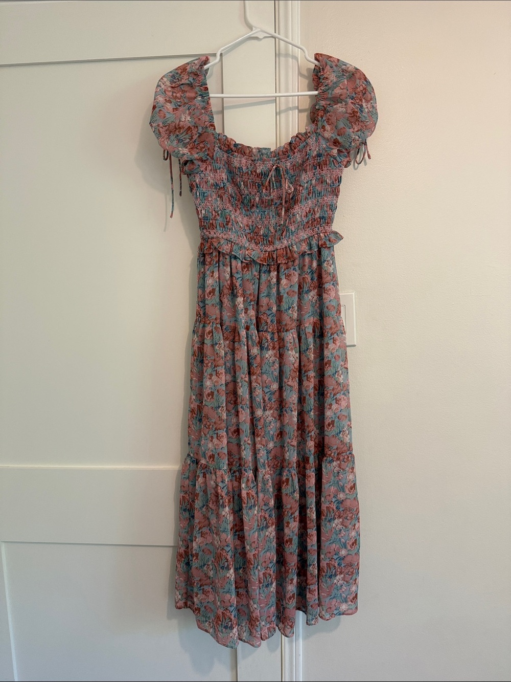 En Saison Floral Midi Dress in Rose and Teal